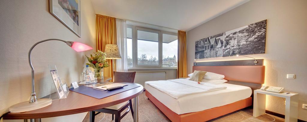 Best Western Hotel Ветцлар Екстер'єр фото